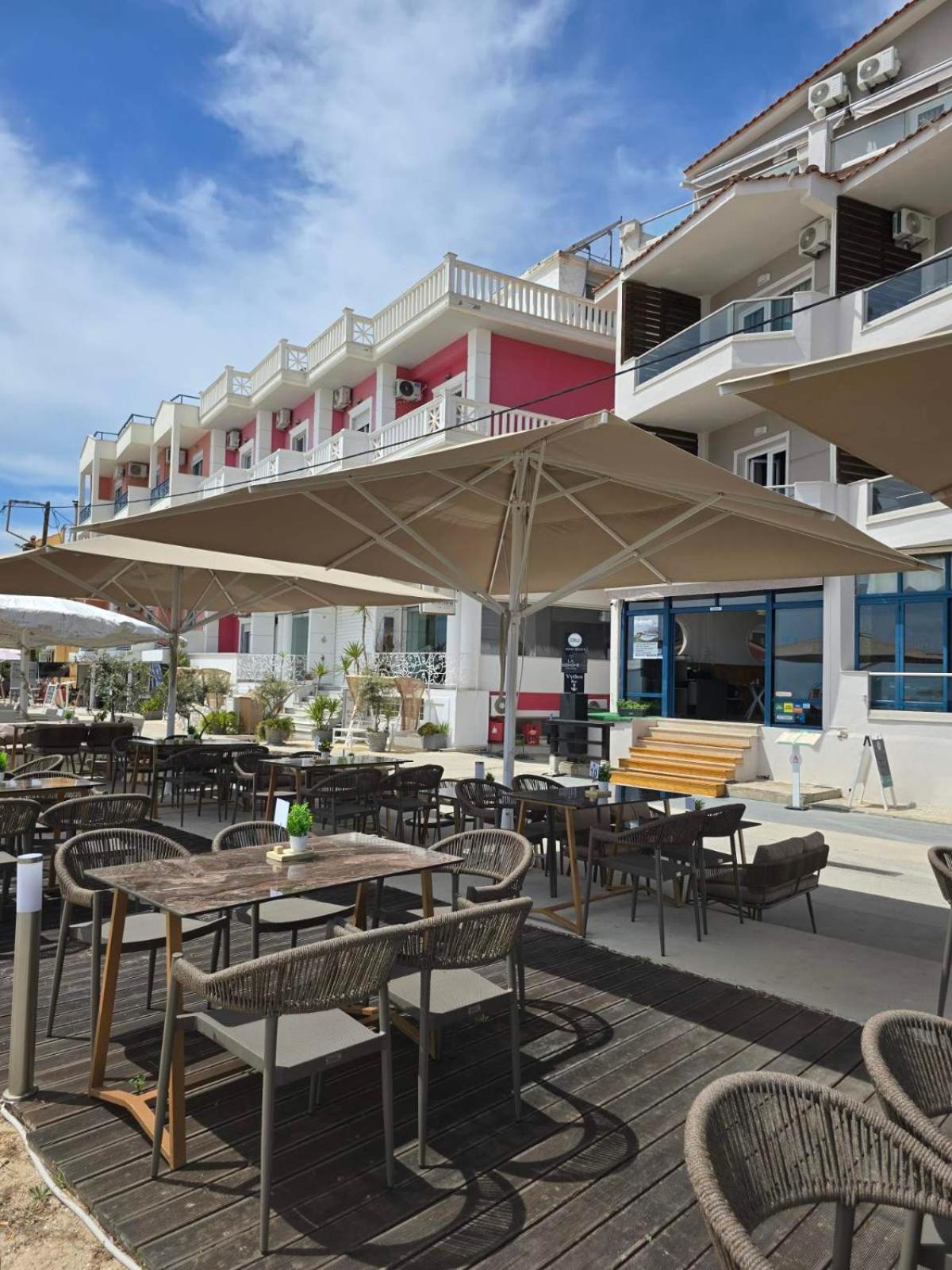 Anna Beach Suites リメナリア エクステリア 写真